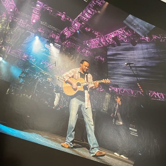 Dave Matthews Band official 2010 Tour Book, excellent condition - Picture 7 of 10